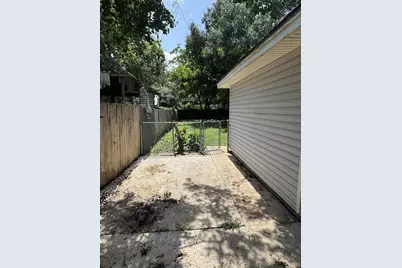 260 Clemmons Street, Beaumont, TX 77707 - Photo 30