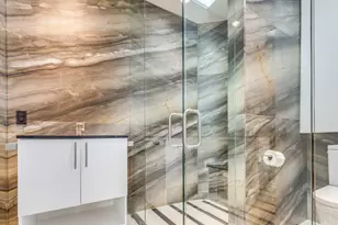 608 Stanford St, Houston, TX 77019 - Photo 22