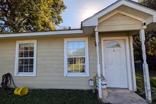 6102 Harbrook Dr, Houston, TX 77087 - Photo 2