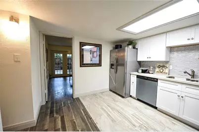 12633 Memorial Drive #71, Houston, TX 77024 - Photo 6