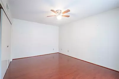 9226 Westwood Village Drive #13, Houston, TX 77036 - Photo 14