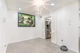 9226 Westwood Village Dr, Houston, TX 77036 - Photo 12
