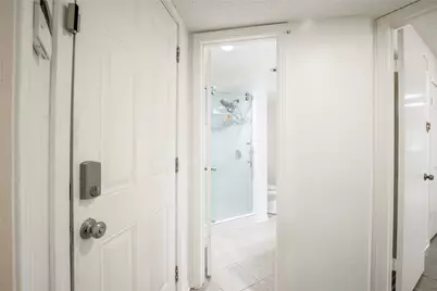 9226 Westwood Village Drive #13, Houston, TX 77036 - Photo 22