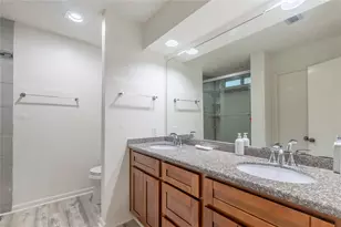 9226 Westwood Village Dr, Houston, TX 77036 - Photo 24