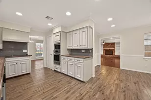 422 Willow Vista Dr, El Lago, TX 77586 - Photo 16