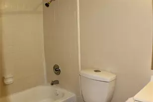 9700 Leawood Blvd, Houston, TX 77099 - Photo 14
