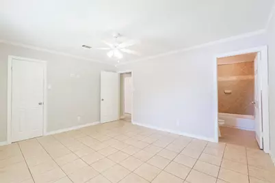 6751 Richwood Road, Houston, TX 77087 - Photo 8