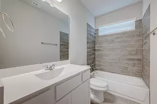 206 Colonnade Reflection Dr, Crosby, TX 77532 - Photo 22