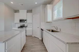 206 Colonnade Reflection Dr, Crosby, TX 77532 - Photo 12