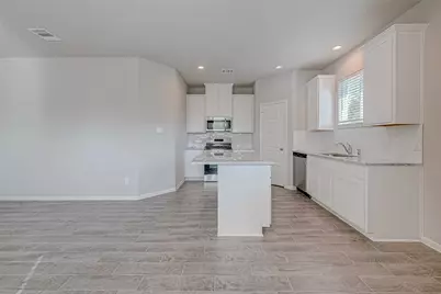 206 Colonnade Reflection Drive, Crosby, TX 77532 - Photo 10