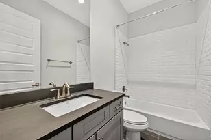 11012 Ave Malkenu Ave, Houston, TX 77043 - Photo 44