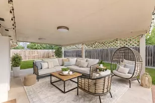 8227 Squires Pl Dr, Houston, TX 77083 - Photo 26