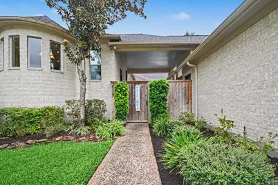 501 Providence Drive, Friendswood, TX 77546 - Photo 44
