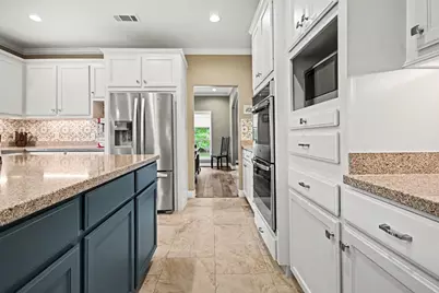 501 Providence Drive, Friendswood, TX 77546 - Photo 14