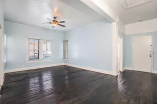 3309 Ursuline N, Galveston, TX 77550 - Photo 2