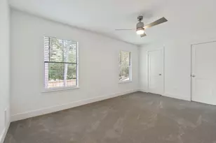 12 Edgewood Forest Ct, The Woodlands, TX 77381 - Photo 32