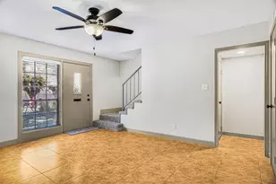 4410 T C Jester Blvd, Houston, TX 77018 - Photo 6