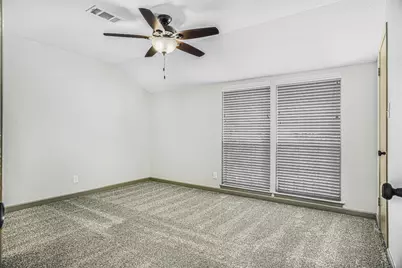 4410 T C Jester Boulevard #13, Houston, TX 77018 - Photo 14