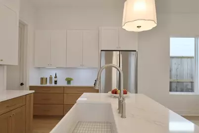 140 E 37th, Houston, TX 77018 - Photo 10