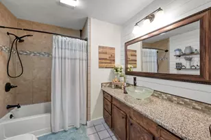 811 County Rd 2267, Cleveland, TX 77327 - Photo 24