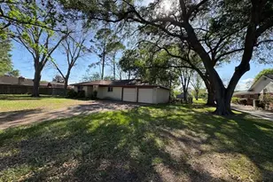 1822 Georgia Ave, Deer Park, TX 77536 - Photo 1