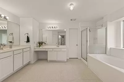 16315 April Ridge Drive, Houston, TX 77083 - Photo 32