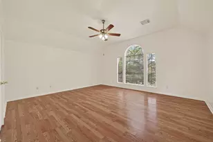 16315 April Ridge Dr, Houston, TX 77083 - Photo 30