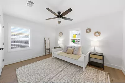 2210 Wakefield Drive, Houston, TX 77018 - Photo 20