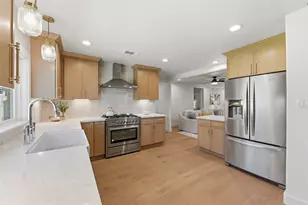 2210 Wakefield Dr, Houston, TX 77018 - Photo 14