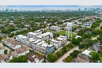 41 Crain Square Boulevard, Houston, TX 77025 - Photo 38