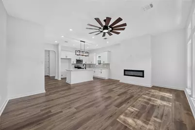 8215 Gladstone Street #B, Houston, TX 77051 - Photo 6