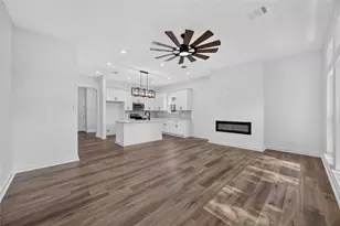 8215 Gladstone St, Houston, TX 77051 - Photo 6