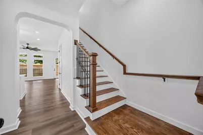 8215 Gladstone Street #B, Houston, TX 77051 - Photo 4