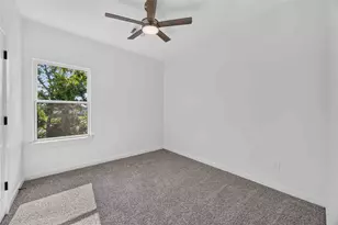 8215 Gladstone St, Houston, TX 77051 - Photo 26