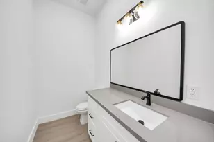 4129 E Toliver St, Houston, TX 77016 - Photo 14