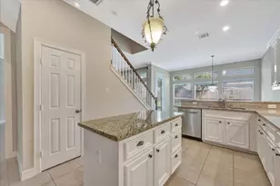 15511 Turtle Oak Ct, Houston, TX 77059 - Photo 20