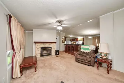 204 Edith Street, Highlands, TX 77562 - Photo 6