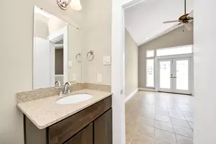 1807 W Webster St, Houston, TX 77019 - Photo 42