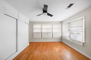 215 Fairbanks St, Houston, TX 77009 - Photo 20