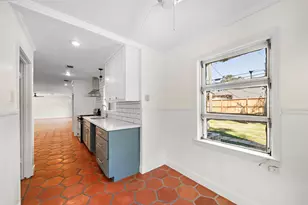 215 Fairbanks St, Houston, TX 77009 - Photo 18
