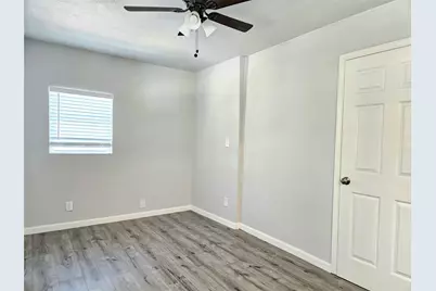 4419 W Bayshore Drive #3, Bacliff, TX 77518 - Photo 10