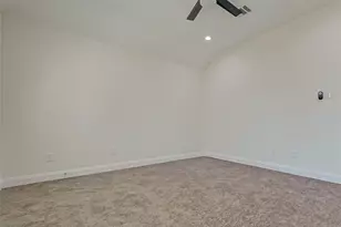 7339 Krueger Rd, Houston, TX 77033 - Photo 32