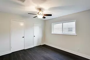 11219 Ash Creek Dr, Houston, TX 77043 - Photo 8