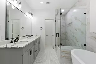 3034 Wayne St, Houston, TX 77026 - Photo 26