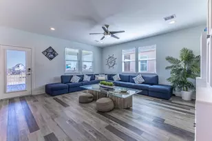 13111 Buccaneer Pkwy, Freeport, TX 77541 - Photo 4