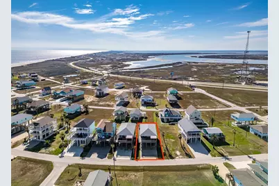 13111 Buccaneer Parkway, Freeport, TX 77541 - Photo 32