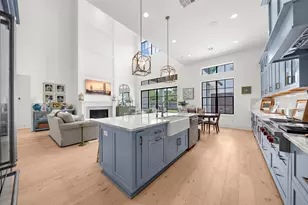 215 W 34th St, Houston, TX 77018 - Photo 20