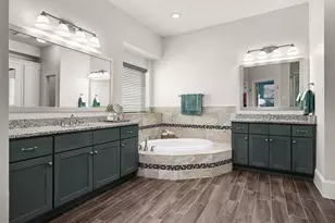 5418 Brigantine Cay Ct, Texas City, TX 77590 - Photo 18