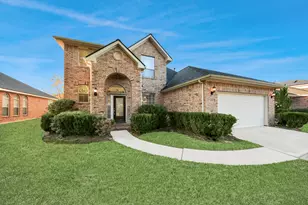 13719 Hartford Ct, Sugar Land, TX 77498 - Photo 2
