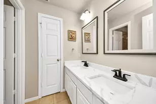 13719 Hartford Ct, Sugar Land, TX 77498 - Photo 28